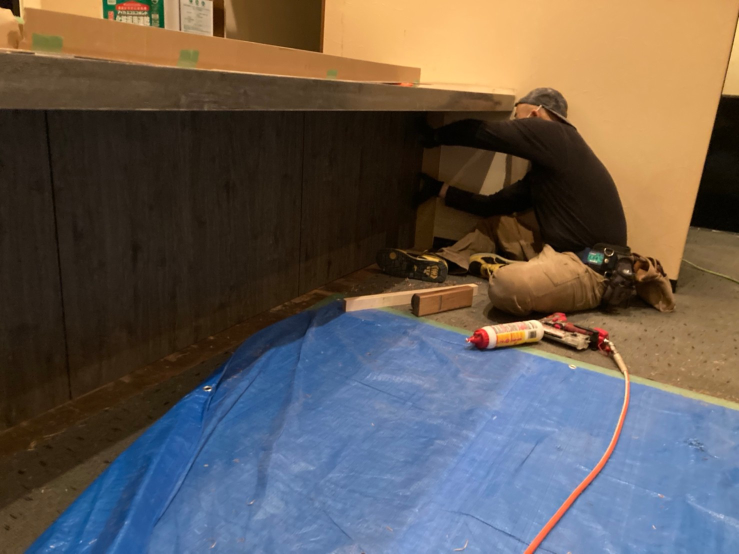 宗右衛門町のbarカウンター工事完了