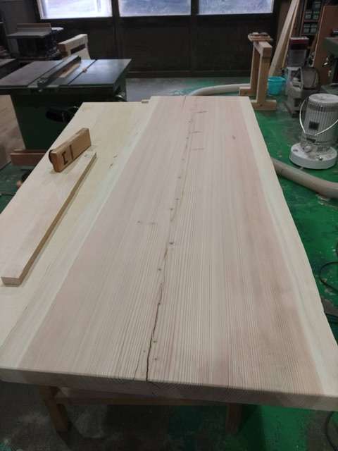 テーブル天板仕上げました